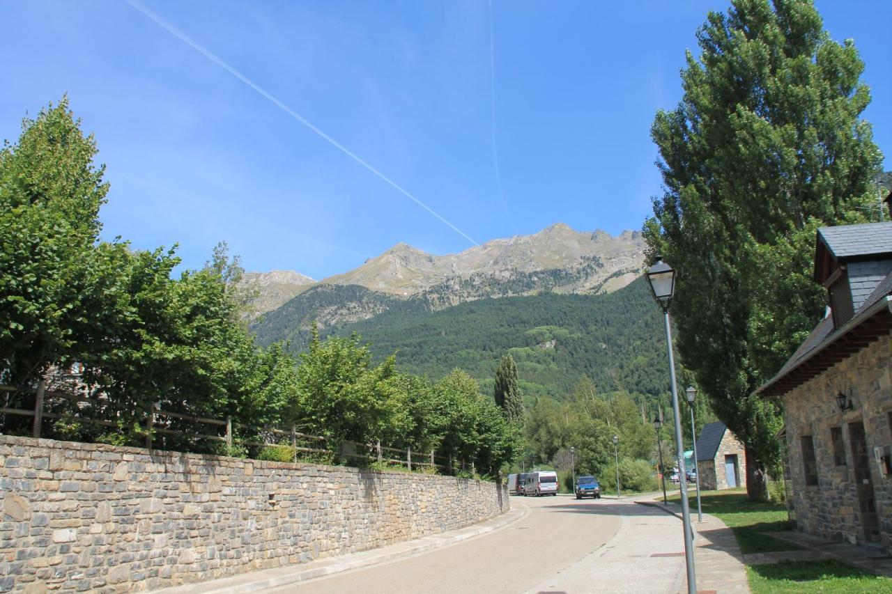Sallent de Gállego - Formigal - Pirineos Sur Exterior foto