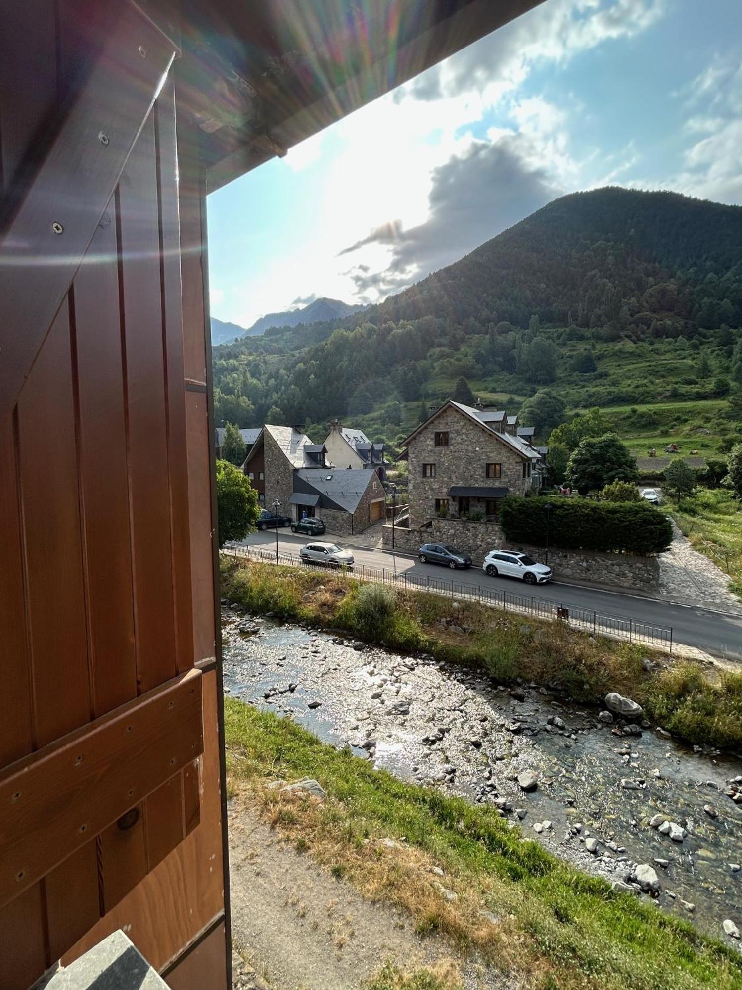 Sallent de Gállego - Formigal - Pirineos Sur Exterior foto